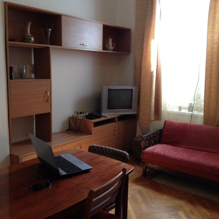 Apartment Downtown Muncaci Exterior foto