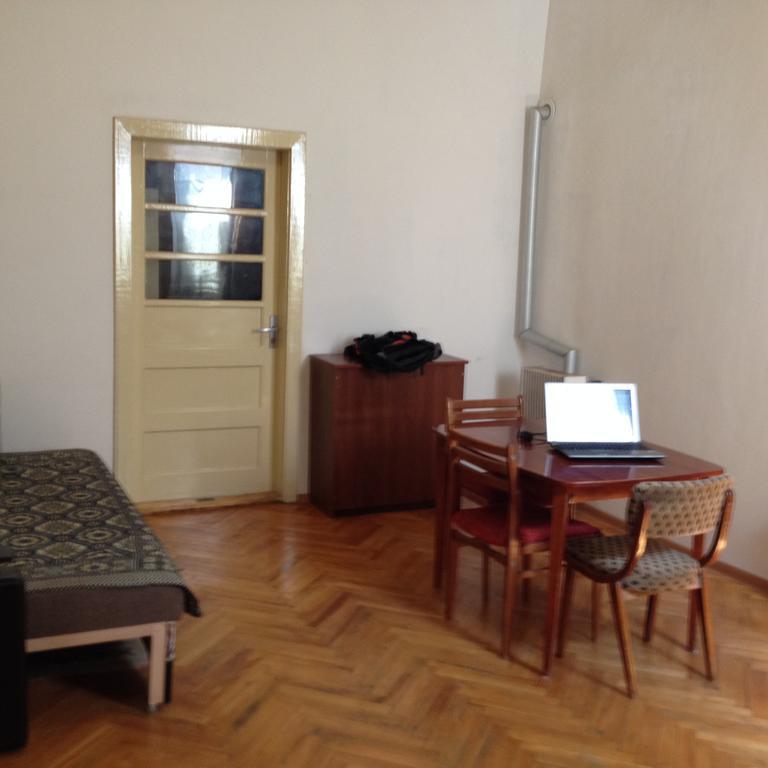 Apartment Downtown Muncaci Exterior foto